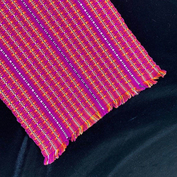 Hand Woven Table Runner Central America Fuschia Yellow Ethnic 13 X 54 Excellent - Picture 2 of 9